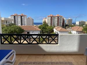 Apart Hotel 1 bed Apartment 14B2, Victoria Court 1, Los Cristianos, Tenerife
