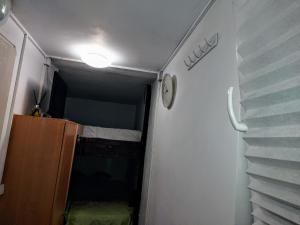 Back Garden Cabin Home with Terrace(Self Check-in)