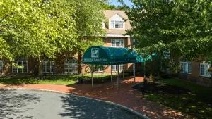 艾文老农场酒店 - Wethersfield