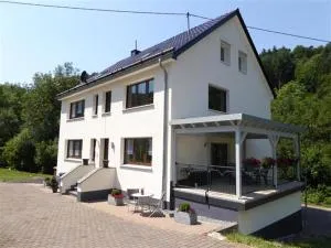 Ferienwohnung Am Elzbach - Bermel