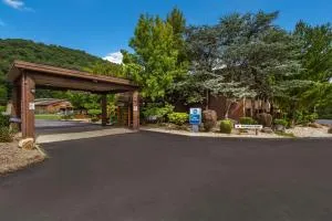 贝斯特韦斯特布拉多克酒店  - Keyser