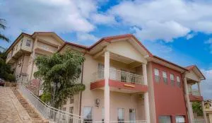 Brown Hills Residences - Aiyimensa