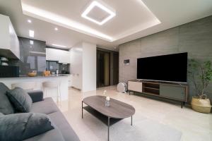 Le Collective Busan station