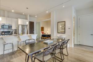 Sheridan Park Stunner! No Matter if You Are in Town for Business or Fun This Property Has You Covered apts