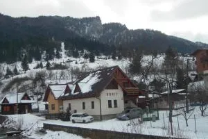 阿德米特旅馆 - 特尔乔夫