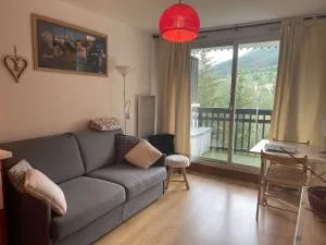 Studio Montagne 4 Pers. près Pistes et Commerces - La Salle les Alpes - FR-1-330F-204 - Fréjus