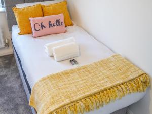 Modern 3-Bed Home with Garden & Free Parking - Pass the Keys