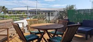 Le Ti Gadiamb - Front de mer Saint Pierre - 厄唐萨雷