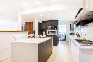 Mulberry House - Pet Friendly with Swimming Pool