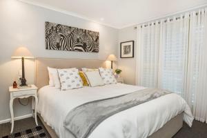 Mulberry House - Pet Friendly with Swimming Pool