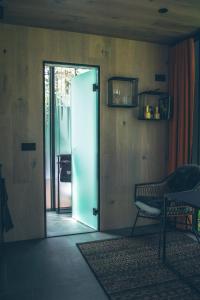 ÖÖD Hötels Rooslepa - FIKA, MYSA , SKÖNT-with sauna