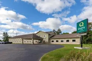 Quality Inn - Waupaca