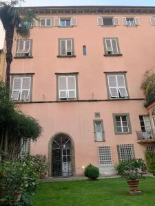 Loft moderno ubicato nel centro storico di Lucca