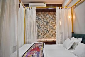 Shanti Villas - Luxury Home Stay Apartment