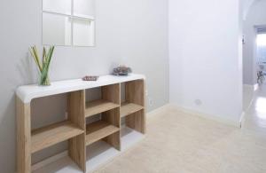 Domus Deorum- a 200 m del Teatro Romano