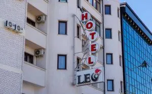 Hotel Leo - 佩奇