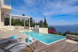 Apeiron II Villa by PaxosRetreats - Tranakatika