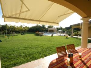 Villas Majestic villa in L'isle-Sur-La-Sorgue with private pool : photos des chambres