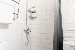 1br apartment with patio in Lauttasaari