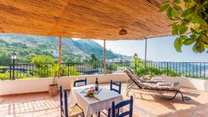 Villa Santo Cristo Frigiliana by Ruralidays