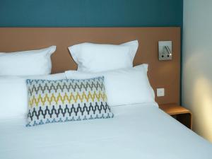 Hotels Logis Hotel de l'Europe : photos des chambres