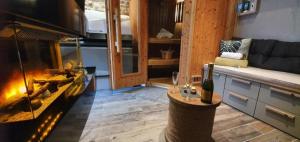 Hotels Le Trophee Boutique Hotel Spa- La Loggia Appart'hotel : photos des chambres