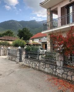 Lovely warm 2 Bed House in Fokida