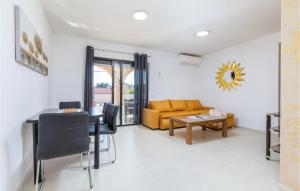 2 Bedroom Nice Apartment In Medulin