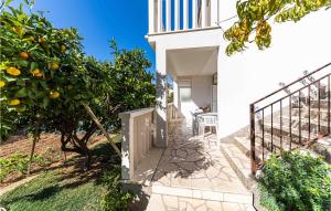 Cozy Apartment In Poljica