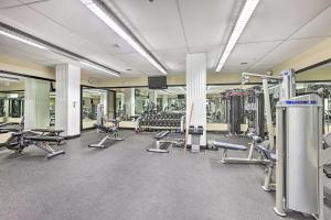 Heart of Dtwn Omaha Historical Apt with Perks