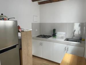 Dpto pequeño y acogedor en zona ideal de la Bahía