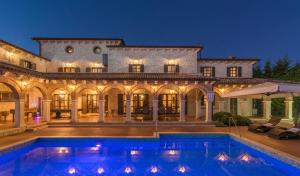 Villa Carolus-Luxurious Istrian Villa 