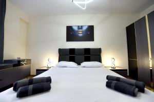 Noir Living 2 bedroom apartment