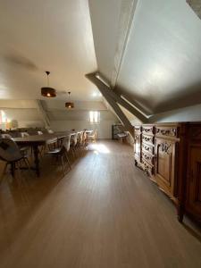 Maisons de vacances Gite Les Roches : maison de caractere pour 15 personnes : photos des chambres