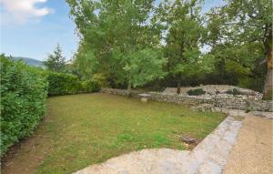 Maisons de vacances Beautiful home in Chauzon with 2 Bedrooms : photos des chambres