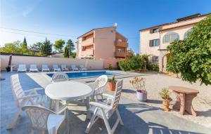 Nice apartment in Medulin with Outdoor swimming pool and WiFi