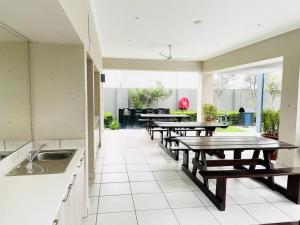 Quebec Apartments - Fully Furnished & Equipped 1 Bedroom Apartment