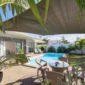 Villa Primera 3 bedroom bungalow with private pool Grand Bay
