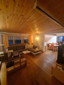 Großzügige Ferienwohnung am Skigebiet Bödele mit Rheintalblick