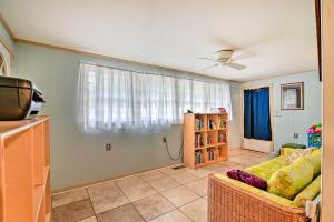 Spacious Home Walk to Beach and Entertainment!