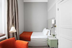 Standard Single Room room in Hotel Esplanade; Sure Hotel Collection by Best Western