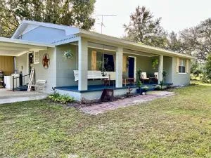 Quiet Farmhouse IN THE COUNTRY close to major theme parks - ديد سيتي