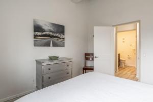 Summit #256 - Top Floor Summit 1 Bedrm 1 Bathrm Condo Just steps too Little Eagle Lodge Sleeps 4
