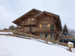 Chalet haut de gamme 14 pers, 6 chambres, sauna, proche pistes - FR-1-416-23