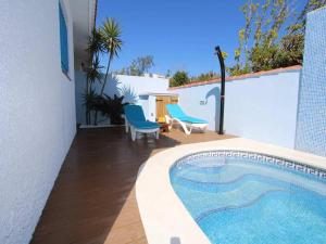 Casa cerca del mar con piscina, aire acondicionado, wifi, admite mascotas y playa para perros - ES-184-9