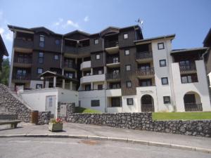 Appartements Appartement Morillon Village, 2 pieces, 6 personnes - FR-1-412-82 : photos des chambres