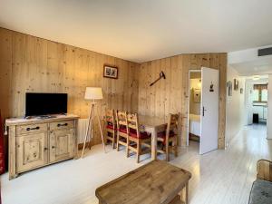 Appartement 6 pers lumineux, balcon sud, proche pistes - FR-1-417-151