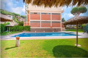 One Bedroom Flat in Fenals Lloret de Mar for 4 People