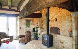 Maisons de vacances Beautiful Home In St Amand De Coly : photos des chambres