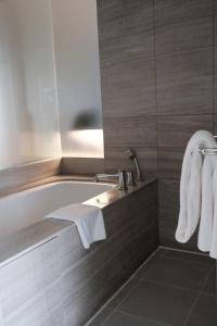 Holiday Inn New Delhi Aerocity by IHG